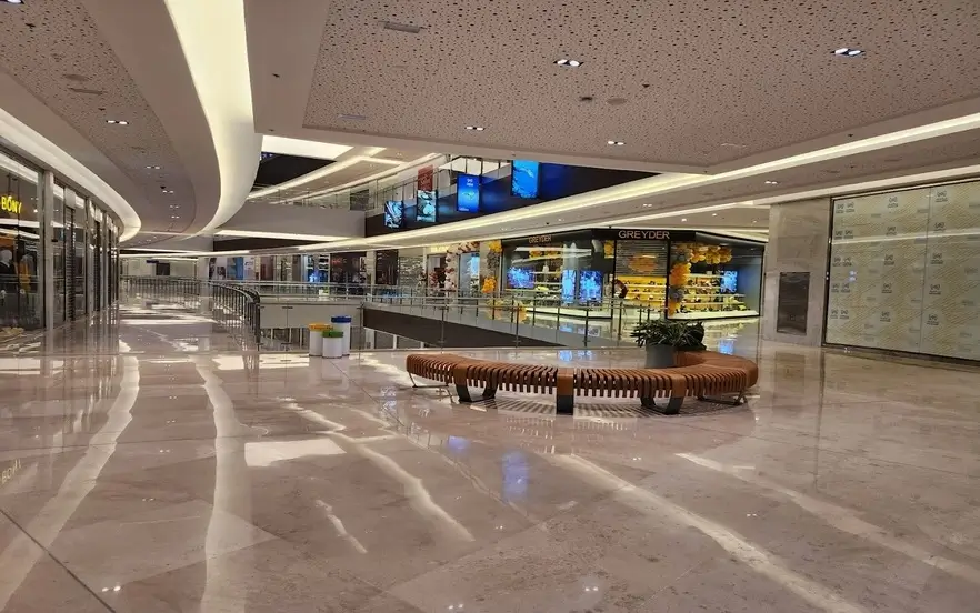 مرکز خرید لوکس و درجه یک کیش